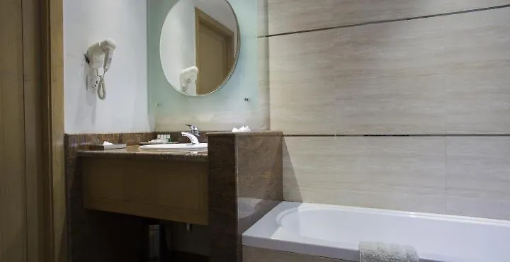 Hotel Yamuna View Agra  Agra (Uttar Pradesh)