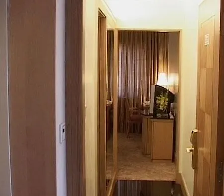 Hotel Yamuna View Agra